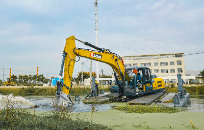 水陸兩棲液壓挖掘機